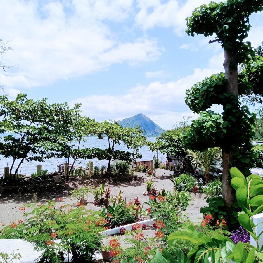 Baywalk Suites Batangas ลอเรล ภายนอก รูปภาพ