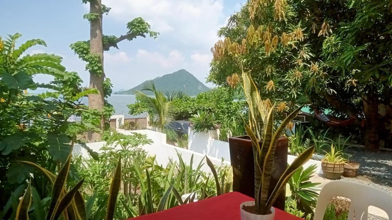 Baywalk Suites Batangas ลอเรล ภายนอก รูปภาพ